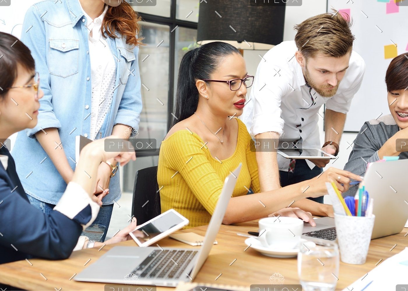 demo-attachment-180-business-PG3SVDZ