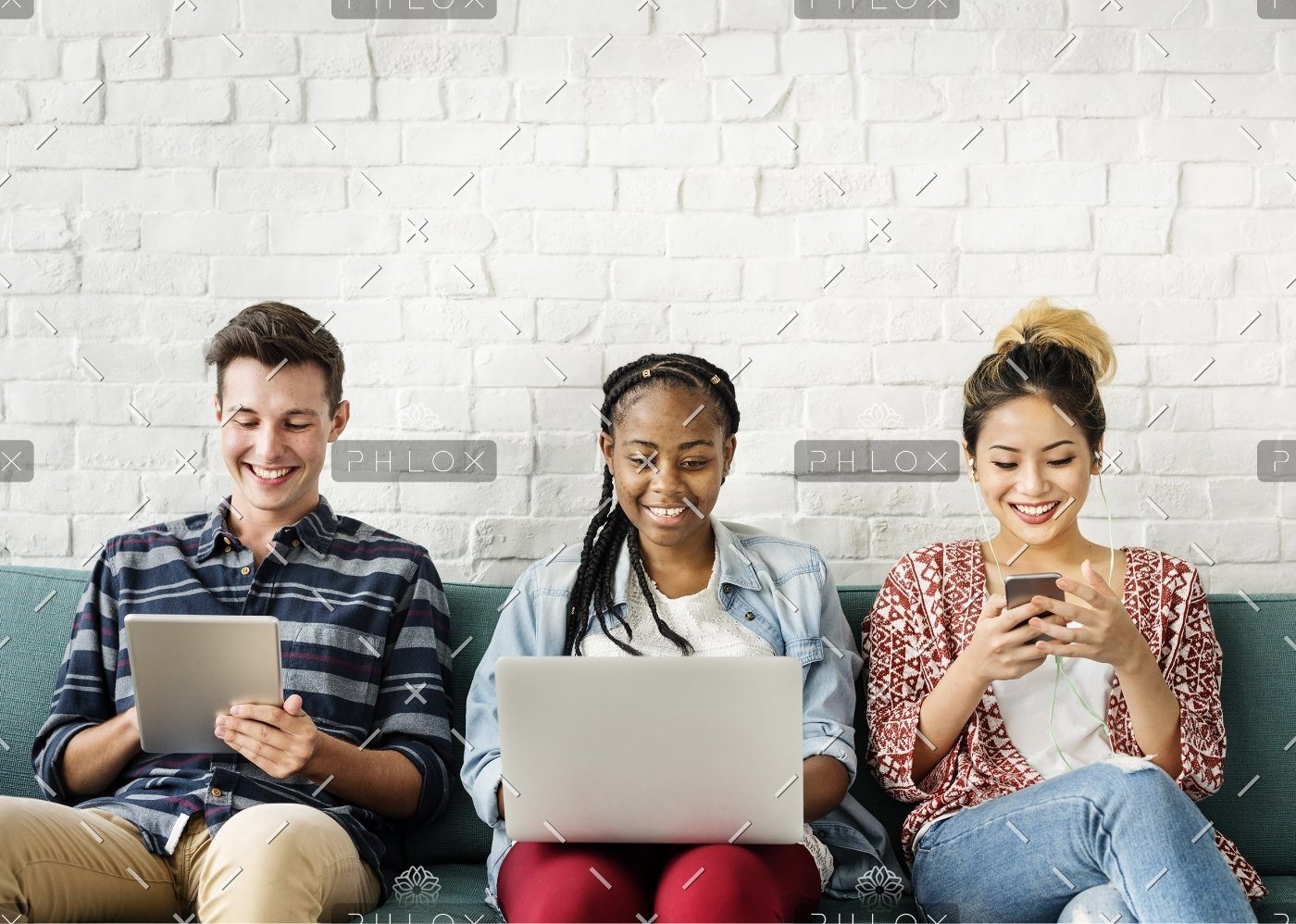 demo-attachment-177-diversity-young-teens-people-friends-concept-PTZ4RGN